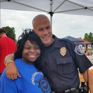 Meet your Posher, Reginia